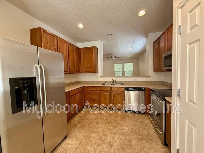 Building Photo - 2273 Falkirk Dr