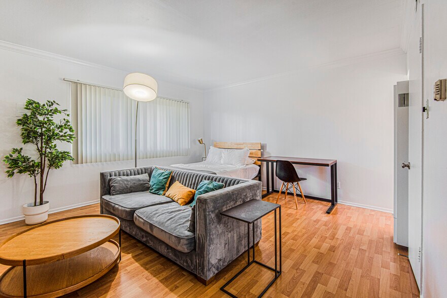 Building Photo - 5845 Interceptor St