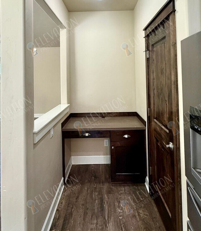 Building Photo - 63151 Black Powder Ln