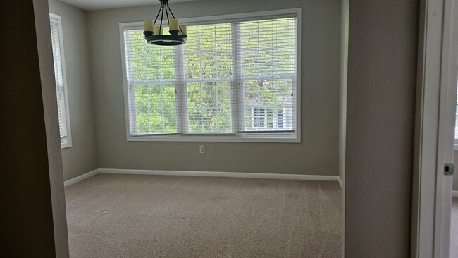 Building Photo - Spacious Two Bedroom Johns Island Condo Ri...