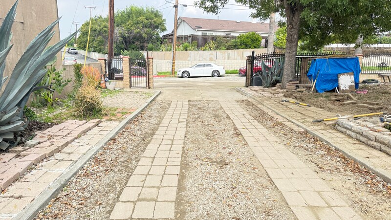 Building Photo - 15840 Annellen St