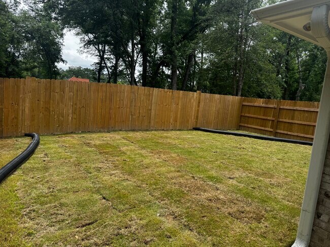 Building Photo - 8439 Garrett Dr