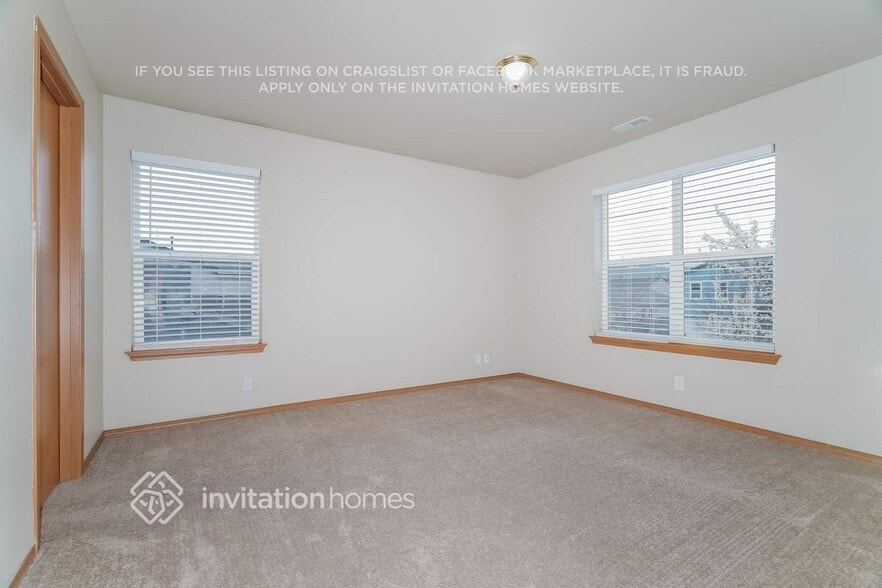 Building Photo - 206 Lane Blvd NE