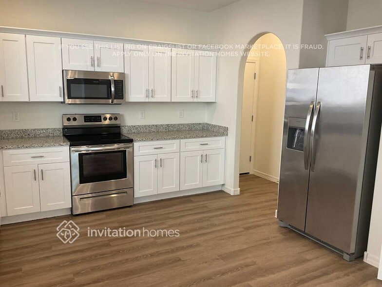 Building Photo - 12452 W Lindbergh Dr