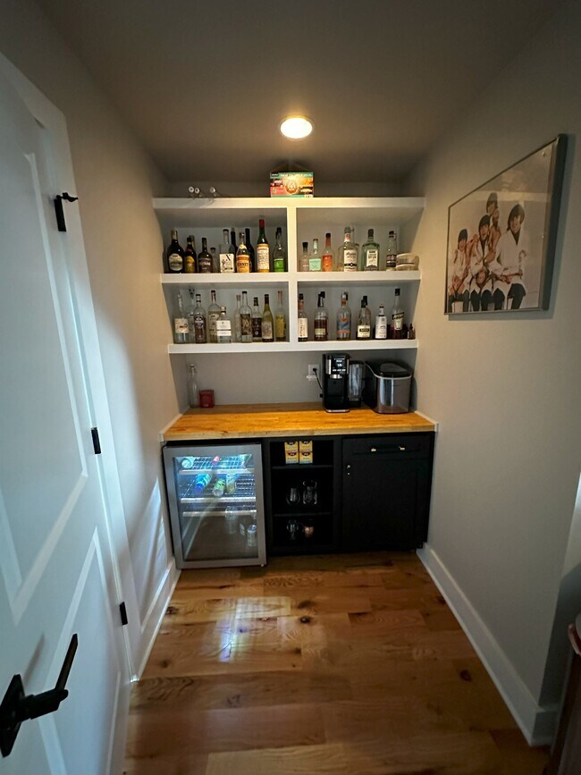 Bonus Room Bar w/ UC refrigerator - 1198 8th St