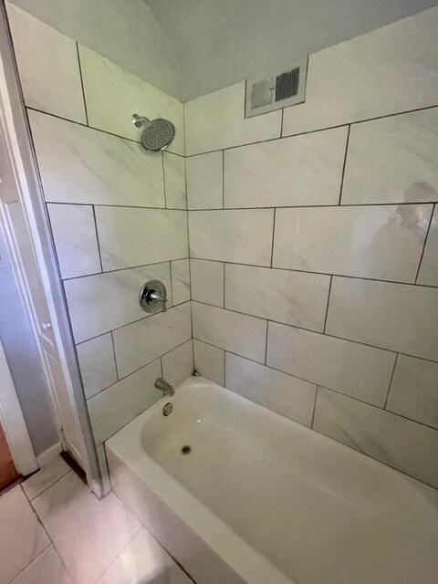Newly renovated bathroom with tub/shower - 1206 Church St