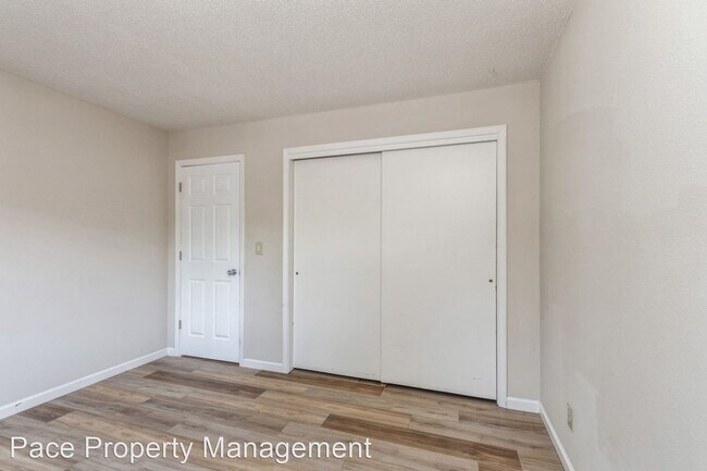 Building Photo - 2 br, 1 bath House - 6627 Preston Terrace ...