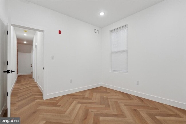 Building Photo - 1438 Tasker St