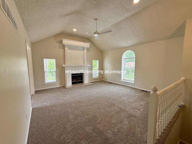 Building Photo - Amazing 3 Bedroom Home!