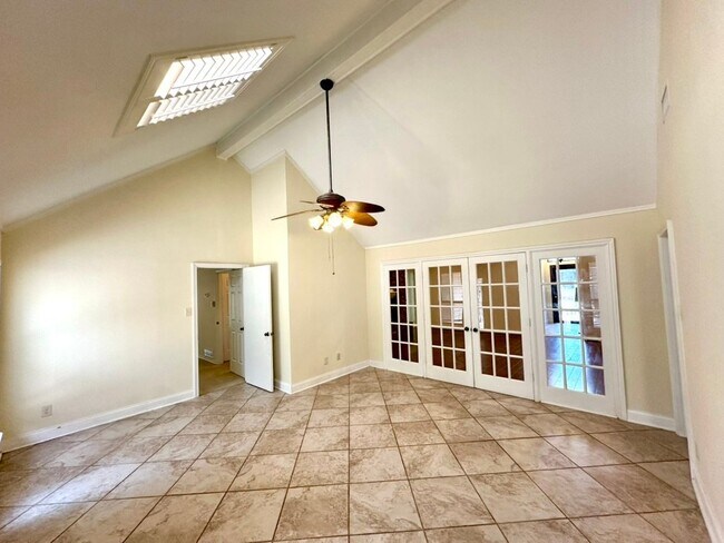 Building Photo - 6513 Elkhurst Dr