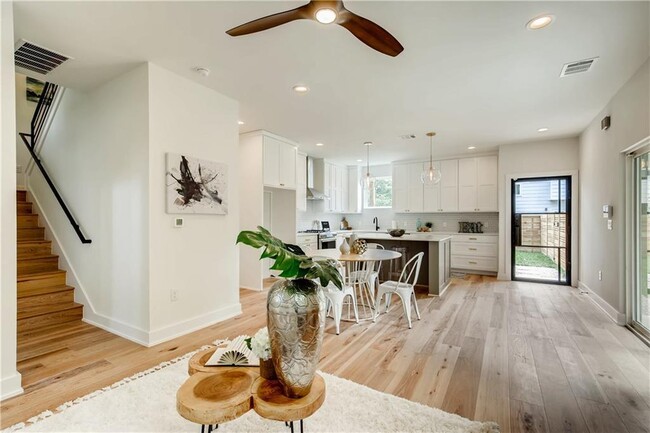 Building Photo - 1108 Walton Ln