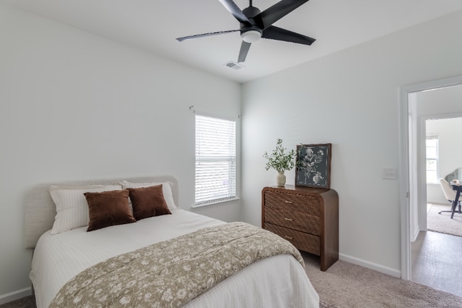 Building Photo - 316 Autumn Mist Dr