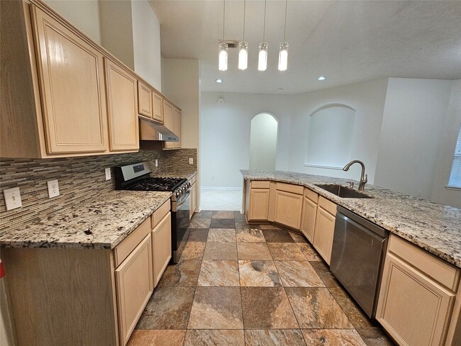 Building Photo - 201 Cedar Branch Dr