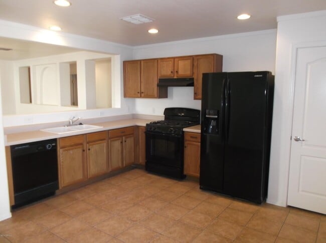 Building Photo - 6408 S Sunrise Valley Dr
