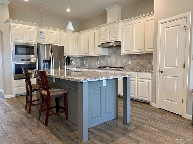 Building Photo - 26 Escondido Pass