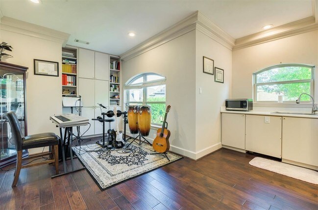 Building Photo - 702 Windbreak Trail