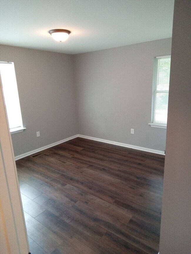 Building Photo - Updated Ranch Home with Lots of Space!   COMING SOON!