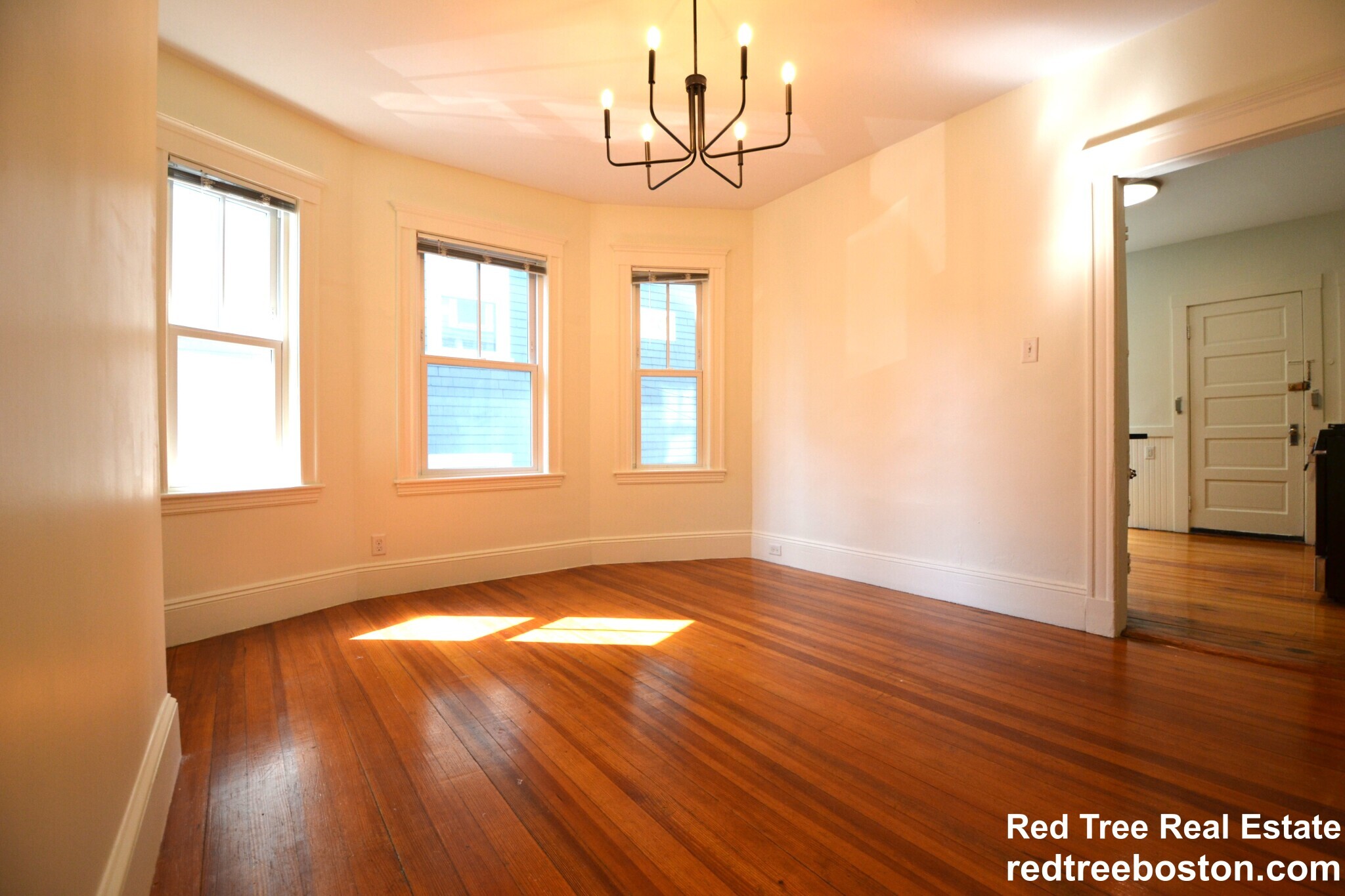 Building Photo - 82 Montebello Rd