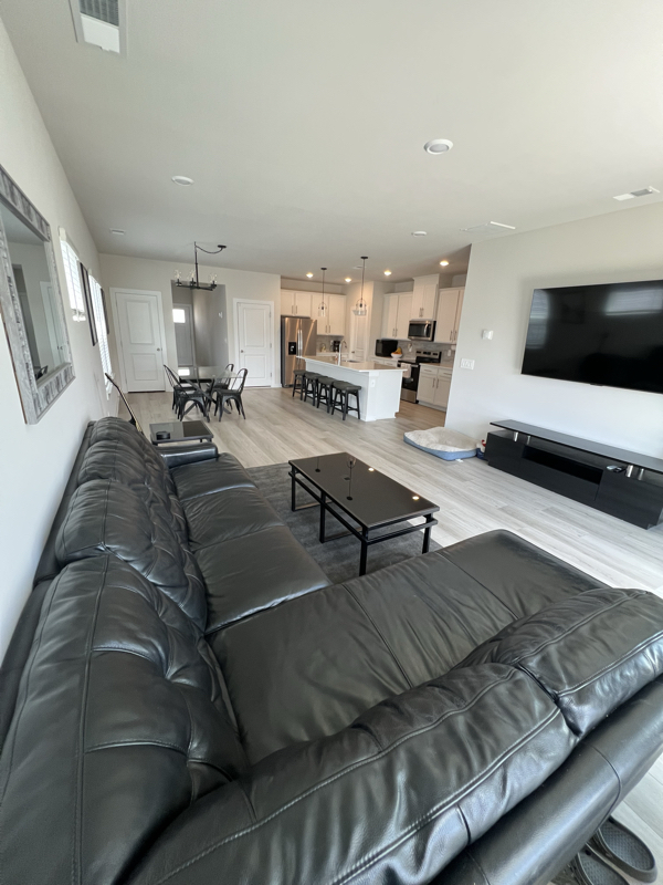 Building Photo - 4256 Skyridge Dr