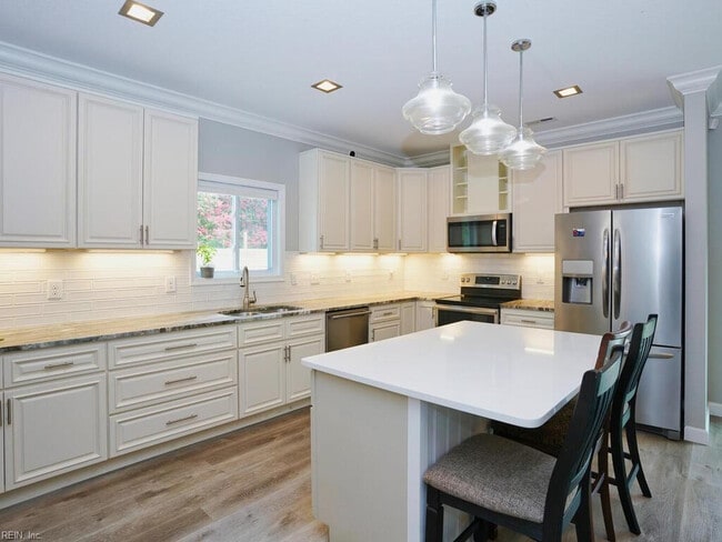 Building Photo - 1849 Steve Ln