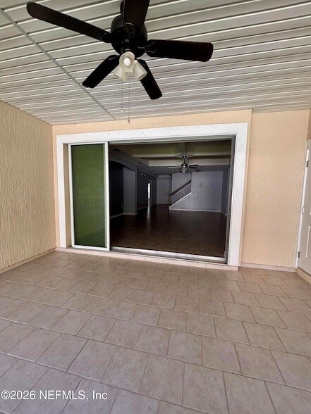 Building Photo - 15730 Spotted Saddle Cir