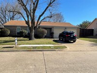 Building Photo - 1104 Brush Creek Dr
