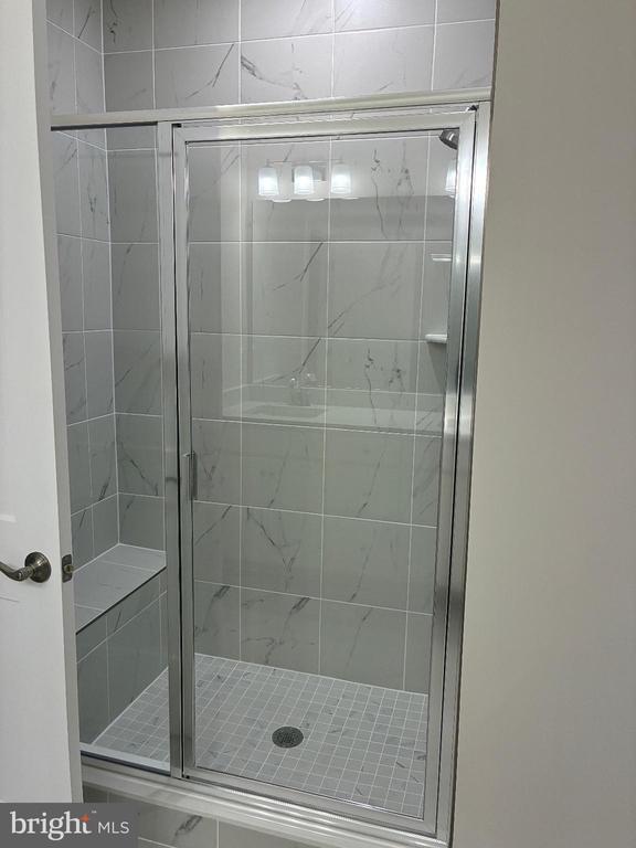 Building Photo - 1014 Mays Ln