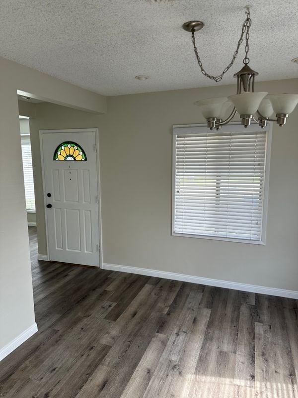 Building Photo - 5133 Levelside Ave