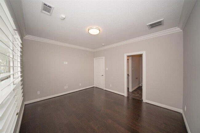 Building Photo - 13415 Preston Cliff Ct