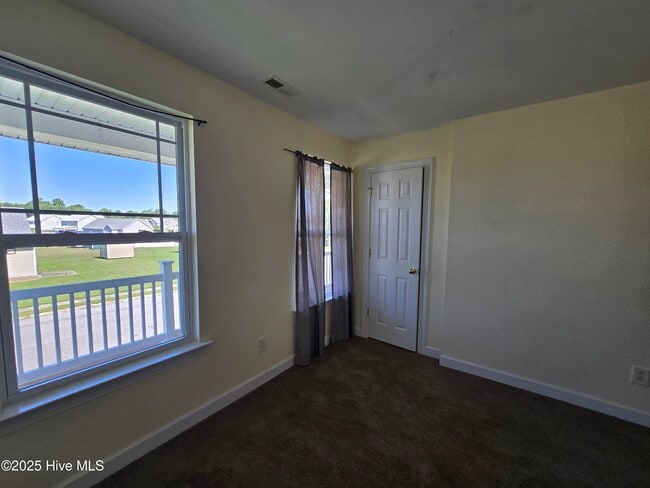 Building Photo - 2100 Aydlett Dr