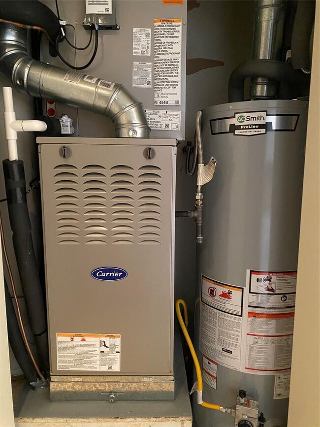 Building Photo - 6103 Bullard Dr