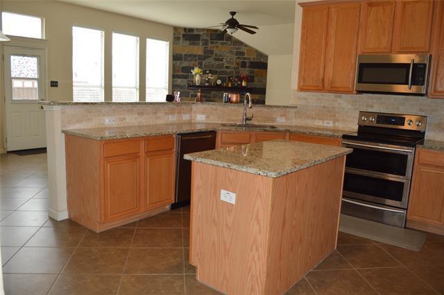 Building Photo - 3612 Kimble Dr