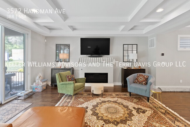 Building Photo - 3572 Handman Ave