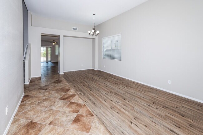 Building Photo - 40810 N Hudson Ct