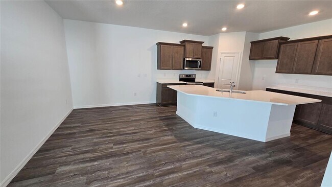 Building Photo - 31471 Paper Birch St