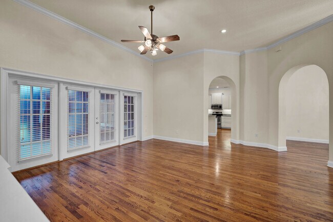 Building Photo - 832 Ashton Oaks Cir