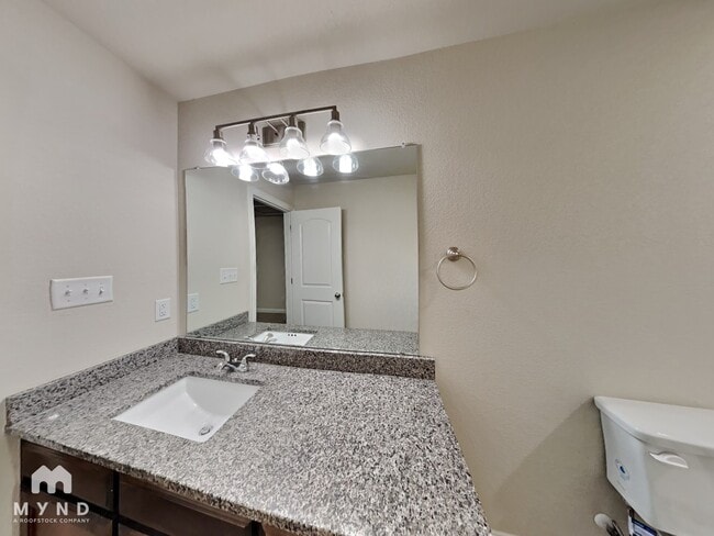 Building Photo - 779 Rolling Terrace Cir