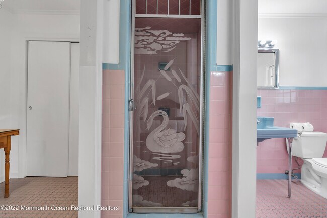 Building Photo - A208 Trenton Blvd