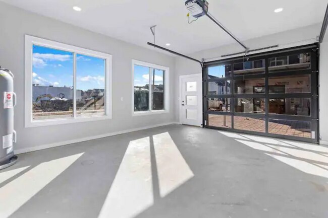 Building Photo - 1505 Jefferson St