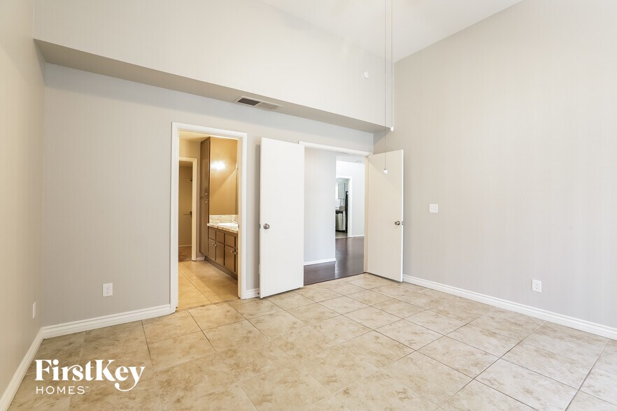 Building Photo - 7090 Orange Grove Ln