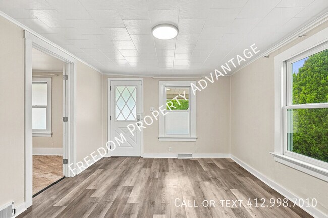 Building Photo - 945 Fayette St