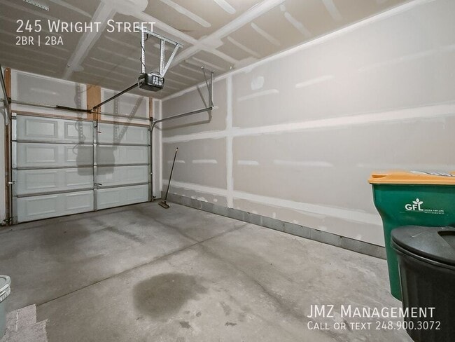 Building Photo - 245 Wright St