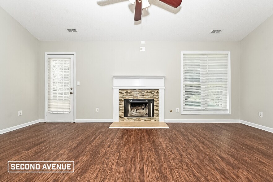 Building Photo - 222 Ferguson Ave