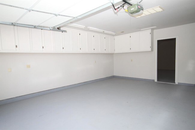 Building Photo - 26601 Big Pines Hwy