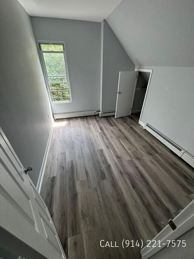 Building Photo - 104 Buena Vista Ave