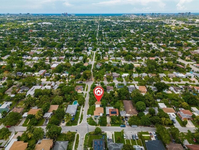 Building Photo - 1344 NW 7th Terrace