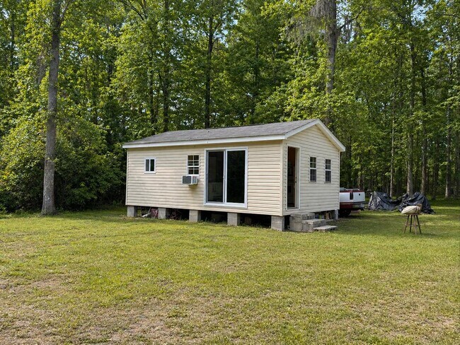 Building Photo - 209 Verdi Ln