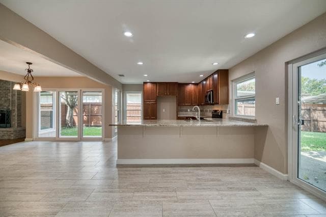 Building Photo - 1817 Hemlock Dr