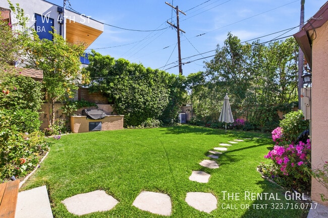 Building Photo - 8424 4th St