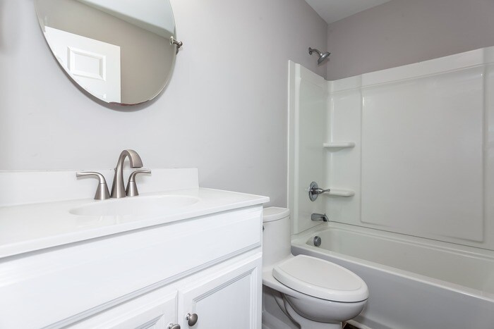 Building Photo - 7332 Icon Way